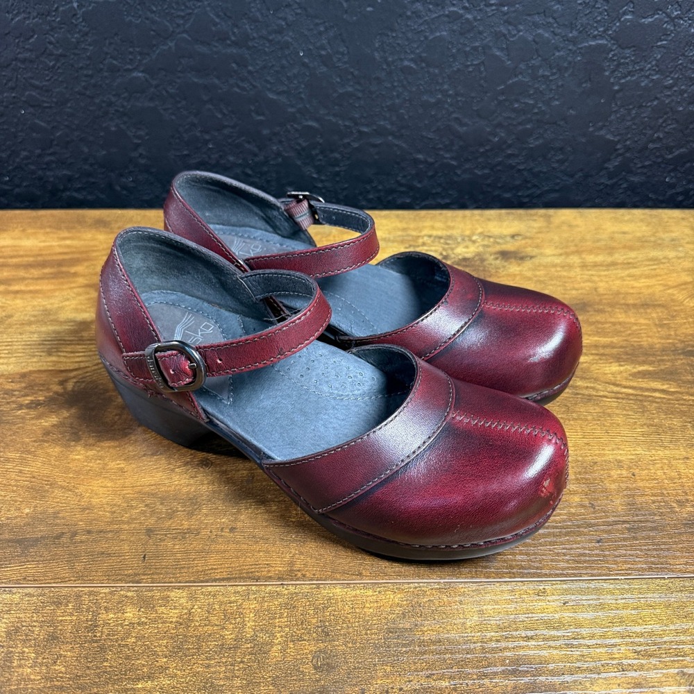 Dansko Makenna Red Leather Mary Jane Clog Heels Womens Size 35 4.5-5